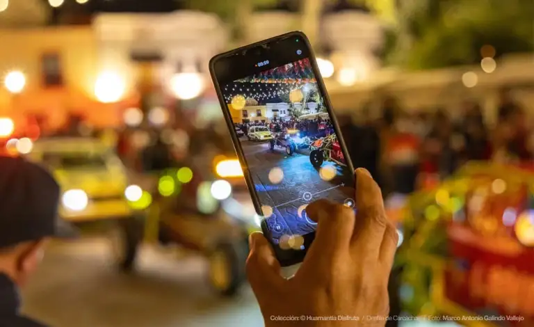 Desfile de Carcachas Feria de Huamantla Tlaxcala Pueblo Mágico